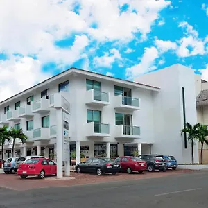 Отель Plaza Playa